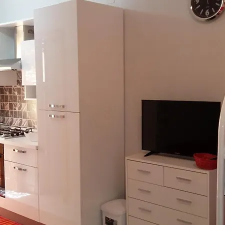 Charming Studio In / 40 Sqm / Shared Pool Sciacca