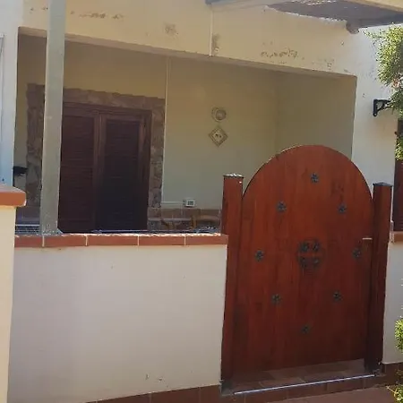 Charming Studio In / 40 Sqm / Shared Pool Sciacca