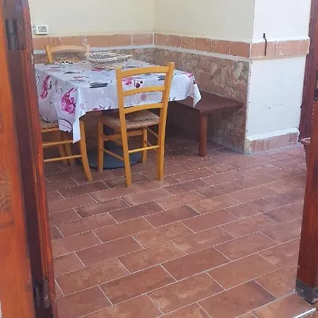 Apartment Charming Studio In / 40 Sqm / Shared Pool *